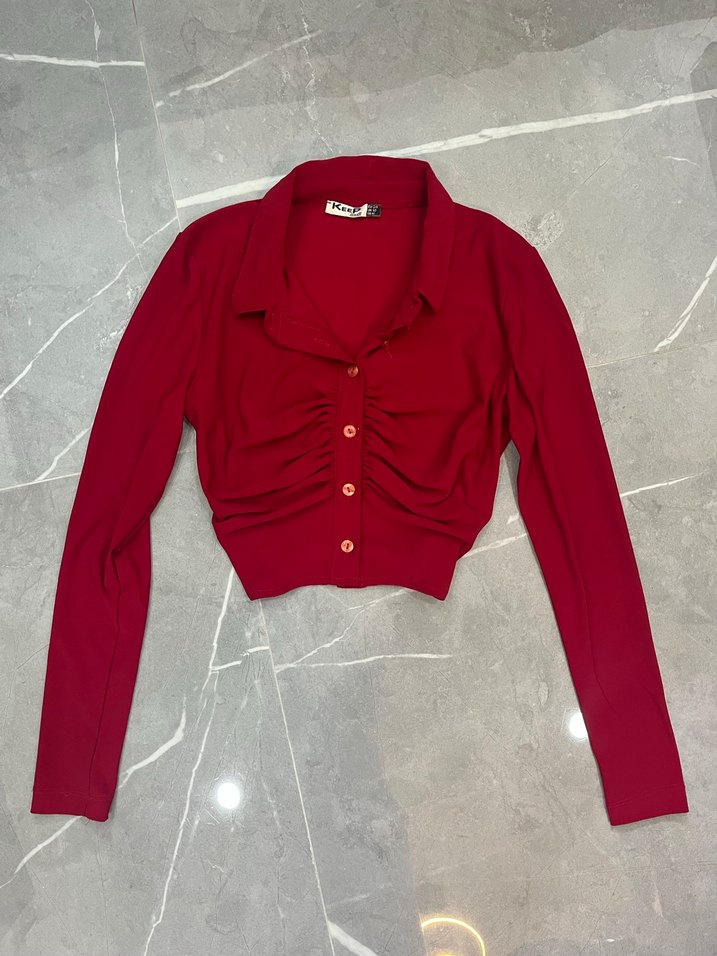 Kırmızı Düğmeli V Yaka Uzun Kollu Kadın Bluz - Görsel 4