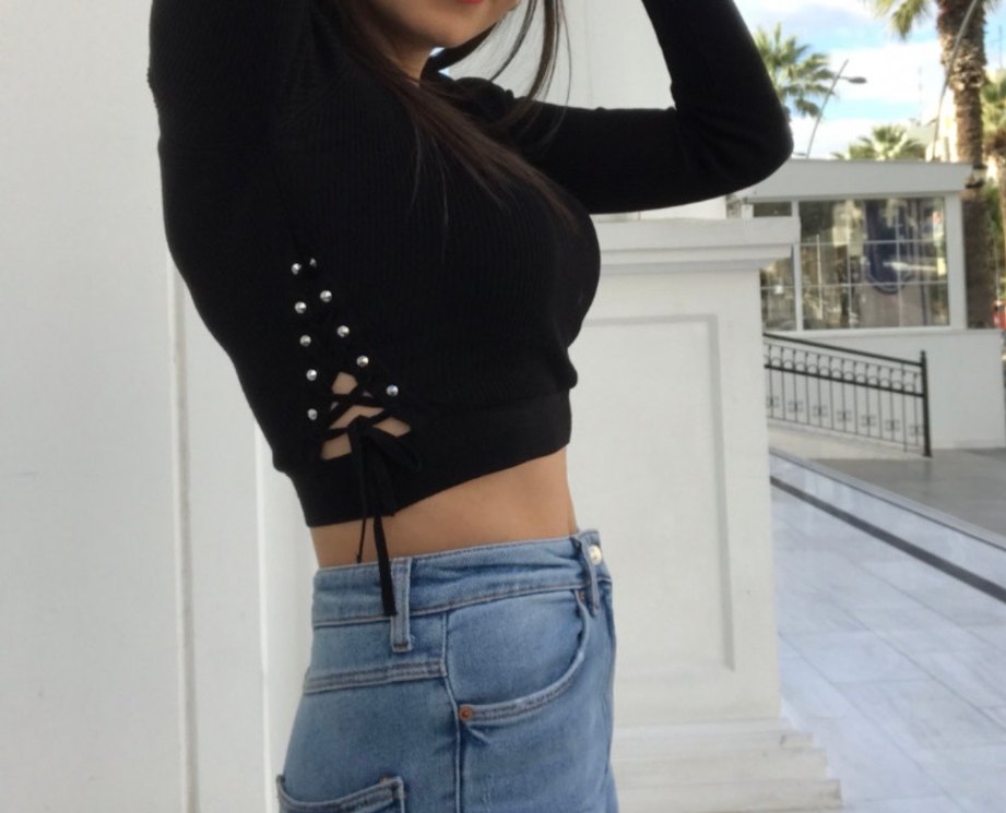 Zara siyah dekolteli crop - Görsel 3