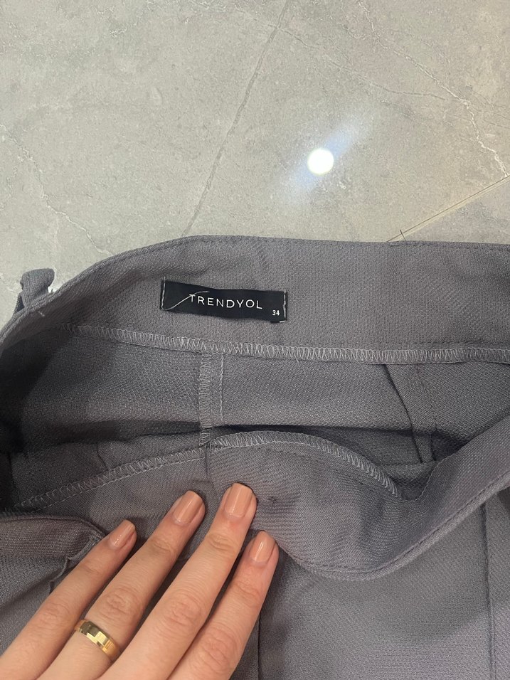 Gri Pilili Kadın Kumaş Pantolon - Görsel 5