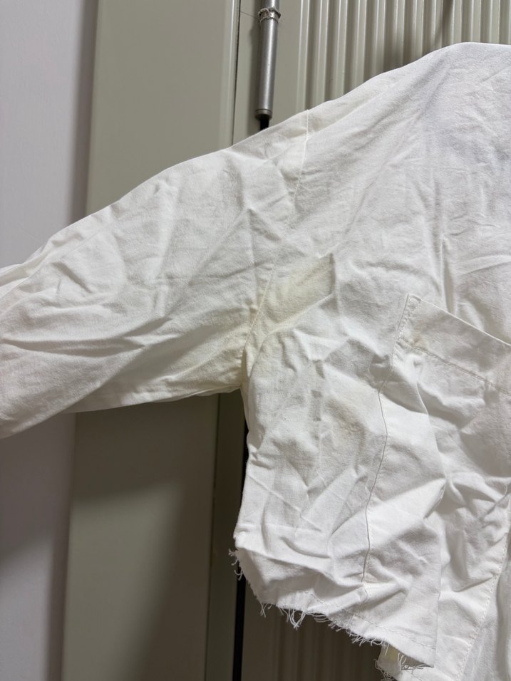 Düğmeli Beyaz Keten Uzun Kollu Gömlek - Görsel 3