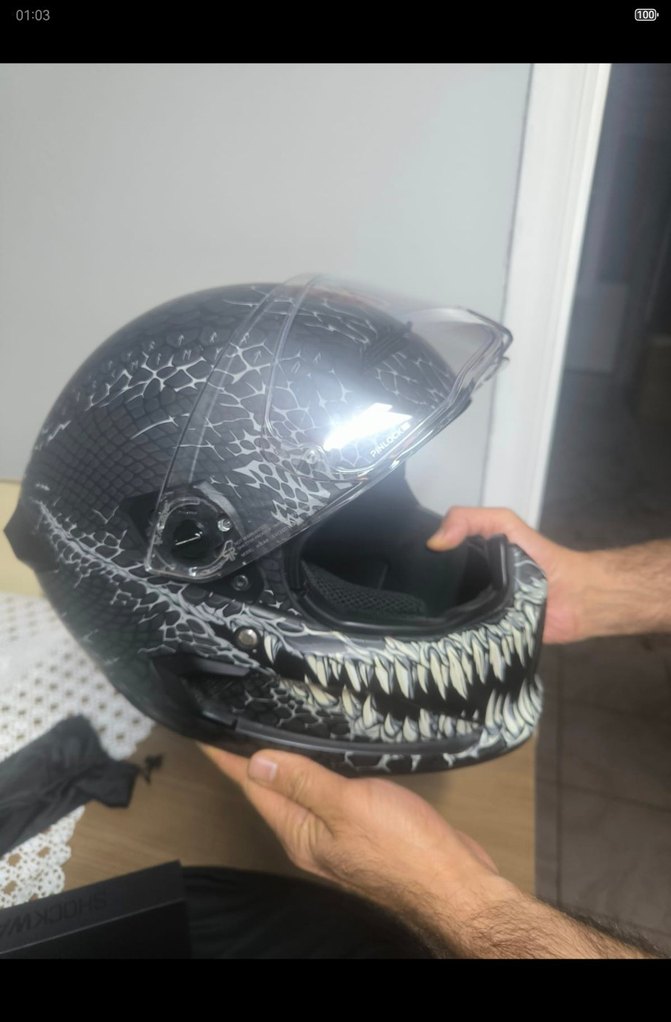 Ruroc Atlas 4.0 Jormungandr Metal Motosiklet kaskı
FİYAT 65.000 - Görsel 3