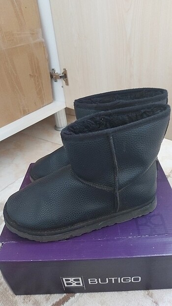 Siyah deri ugg bambi 