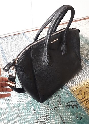 Givenchy çanta 