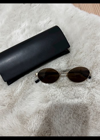 Beden Yves saint laurent gunes gozlugu