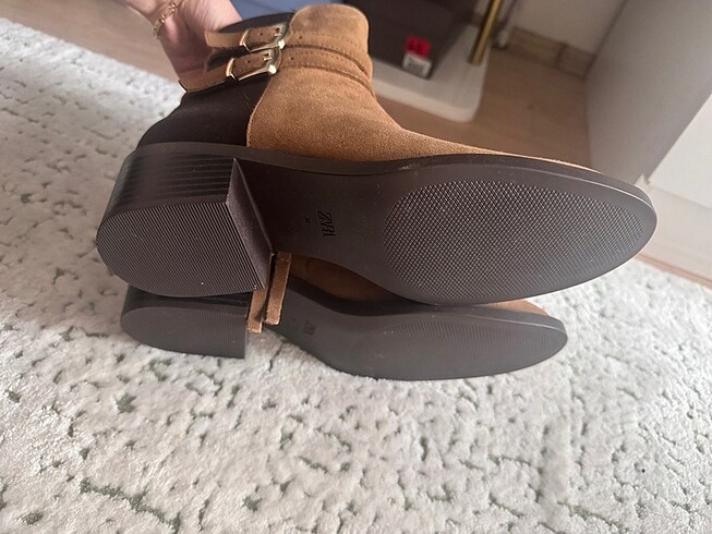 38 Beden Zara bot
