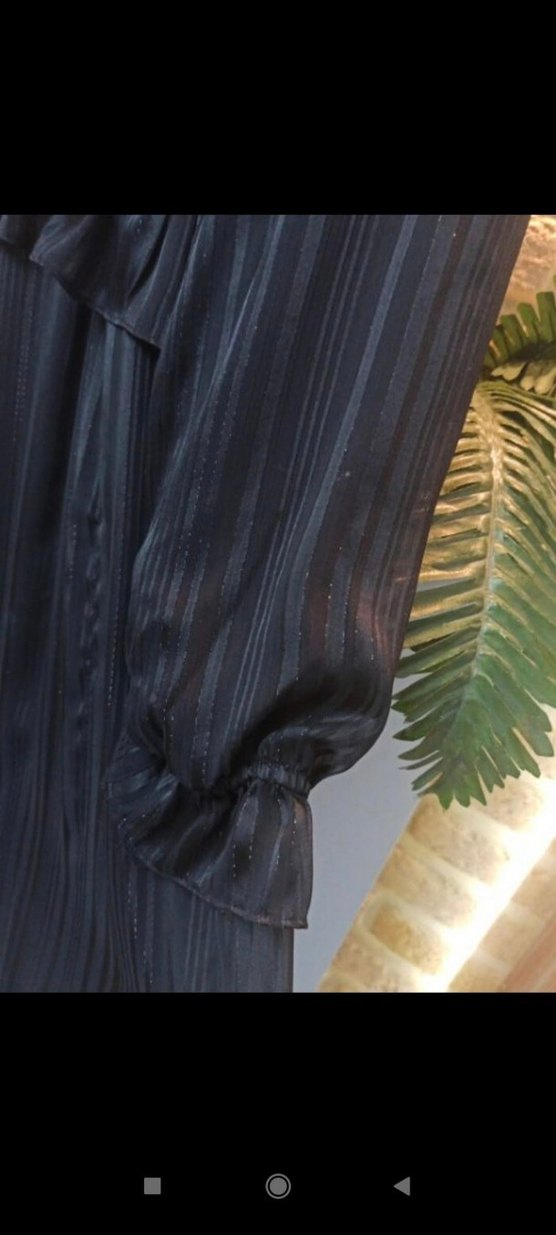 Siyah Piliseli Uzun Kollu Siyah Uzun Elbise - Görsel 3