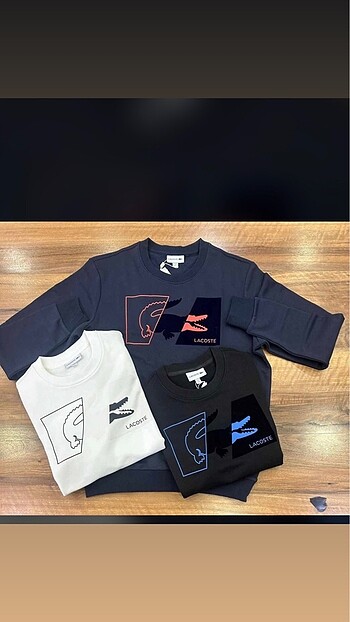LACOSTE SWEATSHIRT