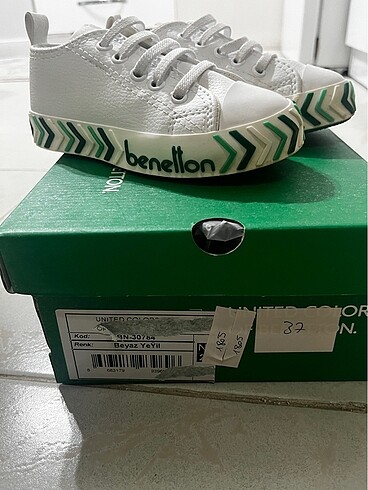 28 Beden Benetton çocuk spor ayakkabı