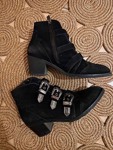 Süet bootie