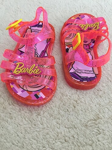 22 Beden Barbie Sandalet