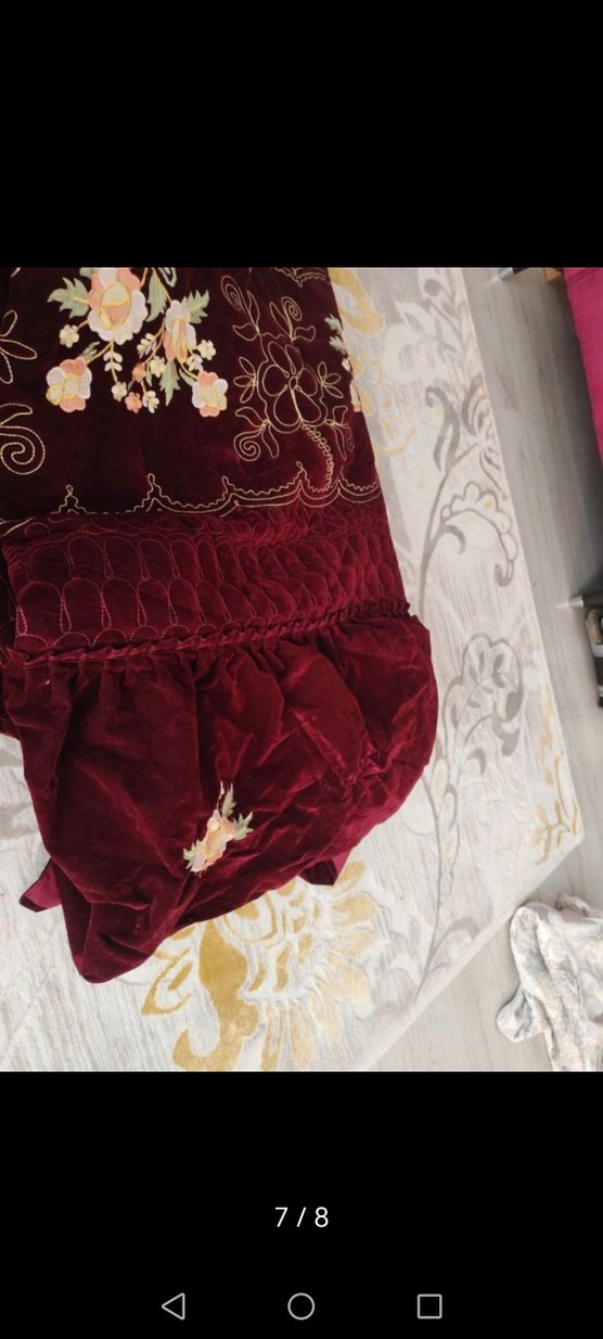 Bordo Nakışlı Yatak Örtüsü - Görsel 4