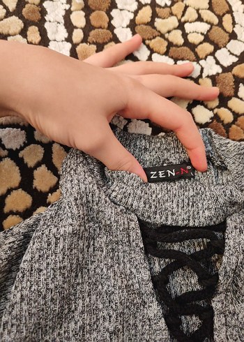 Gri V Yaka Örgü Kadın Kazak - Görsel 5