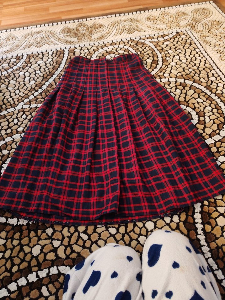 Kadın Kırmızı Ekose Pileli Uzun Etek - Görsel 4