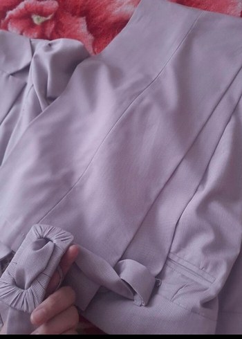 Bej Kemerli Kısa Kollu Kadın Takım Elbise - Görsel 3