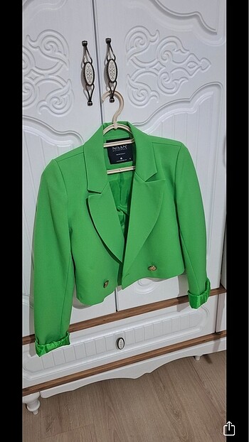 Crop ceket