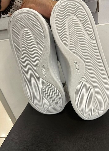 38,5 Beden beyaz Renk OrjinalAdidas bayan Sneakers