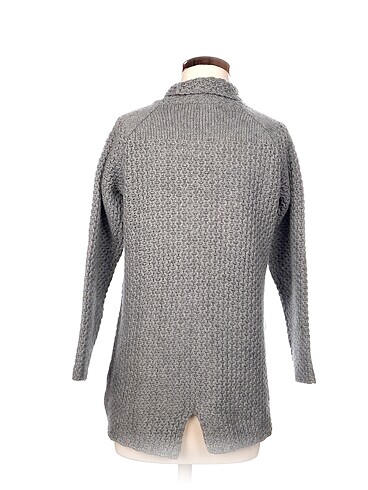 m Beden Zara Bluz %70 İndirimli.