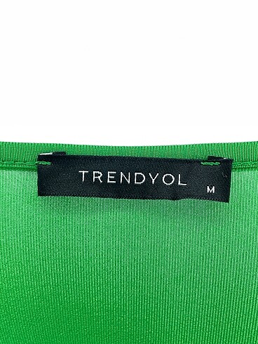 m Beden yeşil Renk Trendyol & Milla Bluz %70 İndirimli.