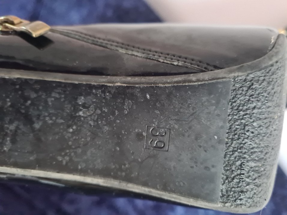 Siyah Rugan Parlak  Topuklu Goth Bot - Görsel 3