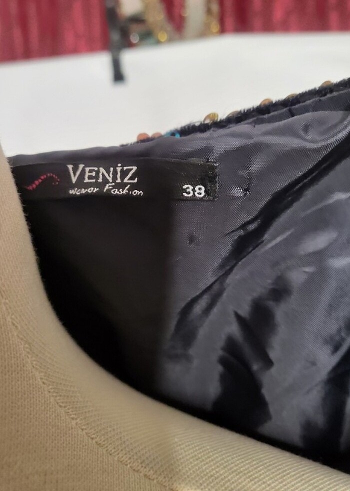 Pul payetli siyah kürk - Görsel 3