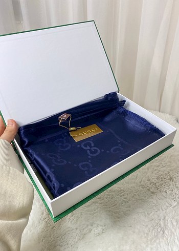 Gucci Gucci yün ipek