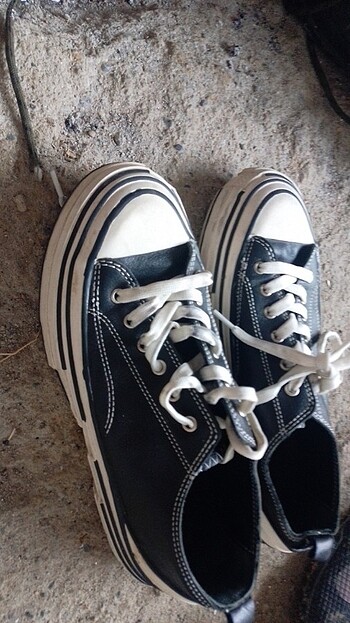 40 Beden 40 numara Converse ayakkabı 