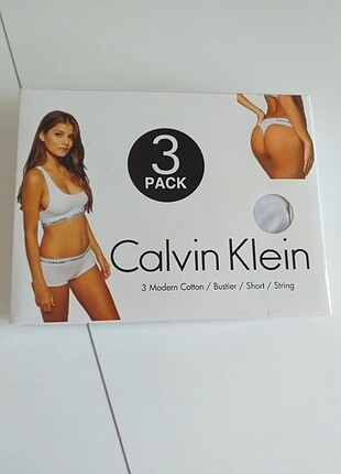 Calvin Klein Sıfır paketinde 3LÜ Bustiyer seti 