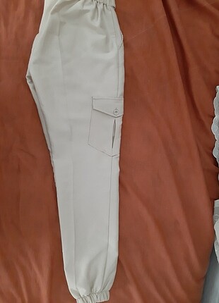 Zara PAÇASI LASTİKLİ BEJ PANTOLON