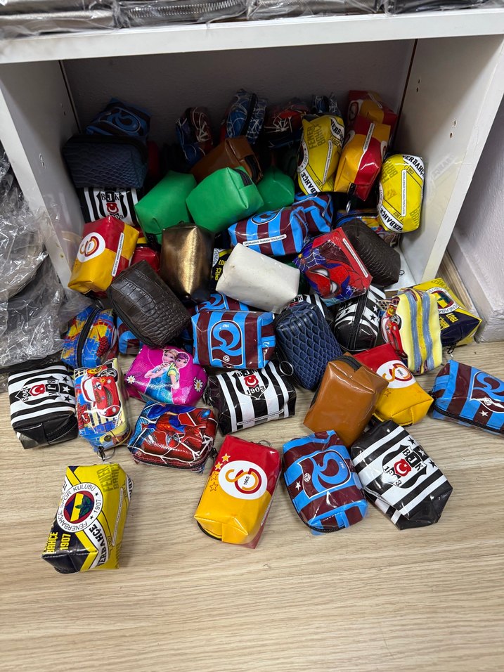 Renkli Çocuk Anahtarlık Cüzdan 16 adet - Görsel 2