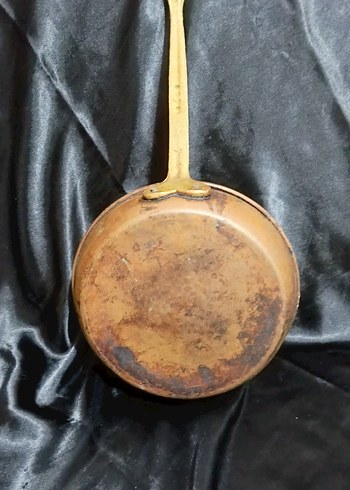 ESKİ BAKIR KULPLU TAVA - Görsel 18