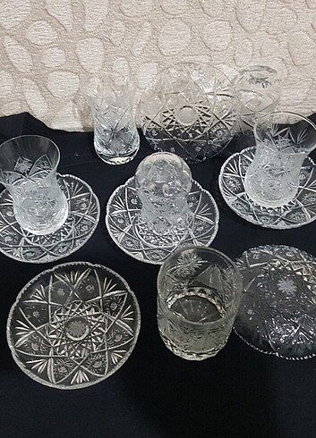 11 PARÇA KRİSTAL KESME ÇAY BARDAĞI TAKIM