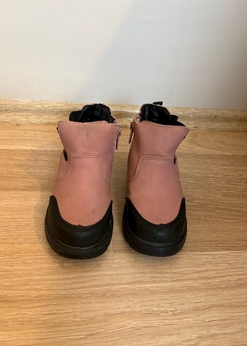25 Beden Kız Çocuk Pembe Minnie Desenli Bot
