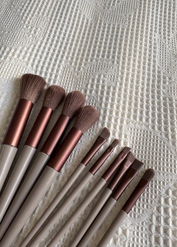 Bej ve Gri Makyaj Fırça Seti - Görsel 2