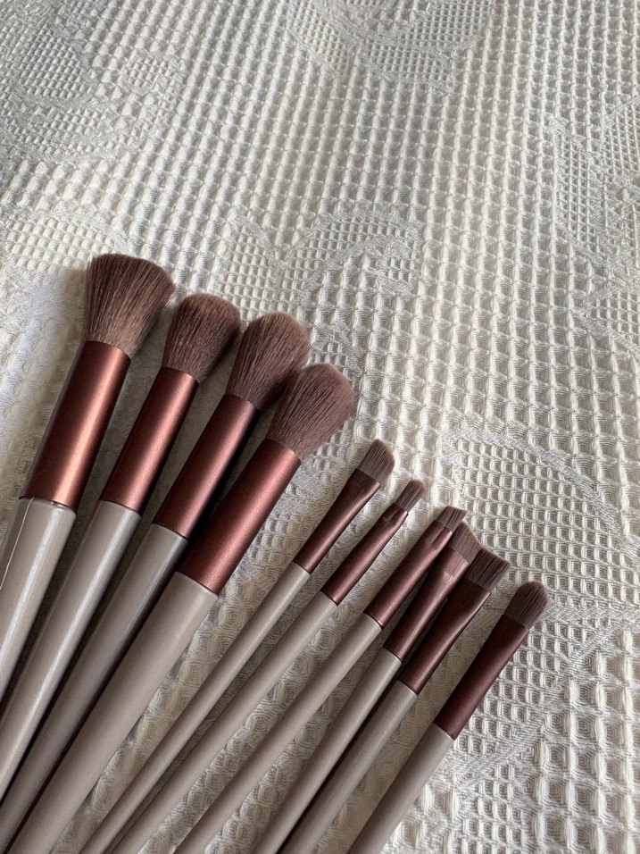 Bej ve Gri Makyaj Fırça Seti - Görsel 2