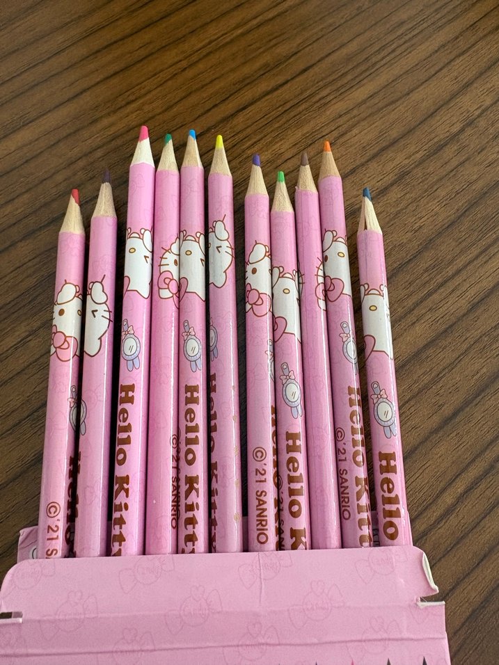 Hello Kitty 12 Renk Pastel Kurşun Kalem - Görsel 3