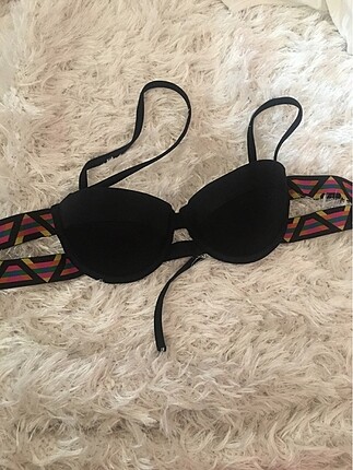 Bikini üstü