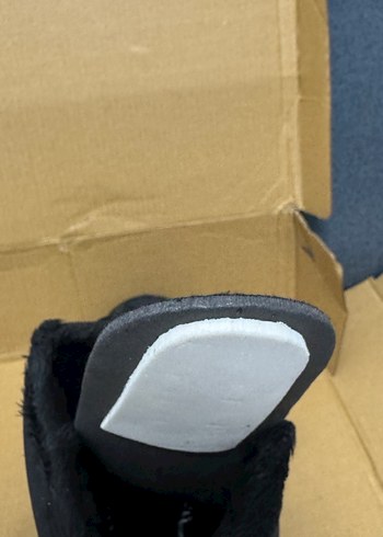 Ghattix Su Kar Kışlık Fermuarlı Erkek Bot İçi
Tüylü Bot - Görsel 9