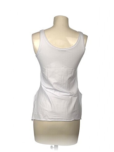 xl Beden PreLoved Askılı %70 İndirimli.