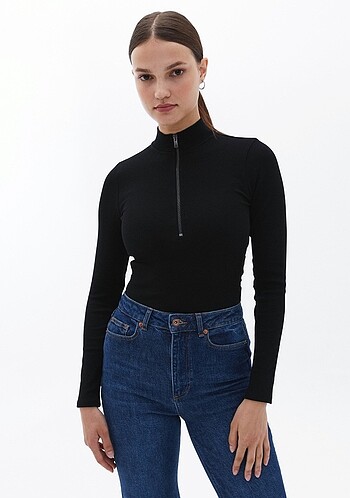 oxxo Crop body