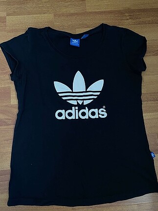 Adidas tshirt