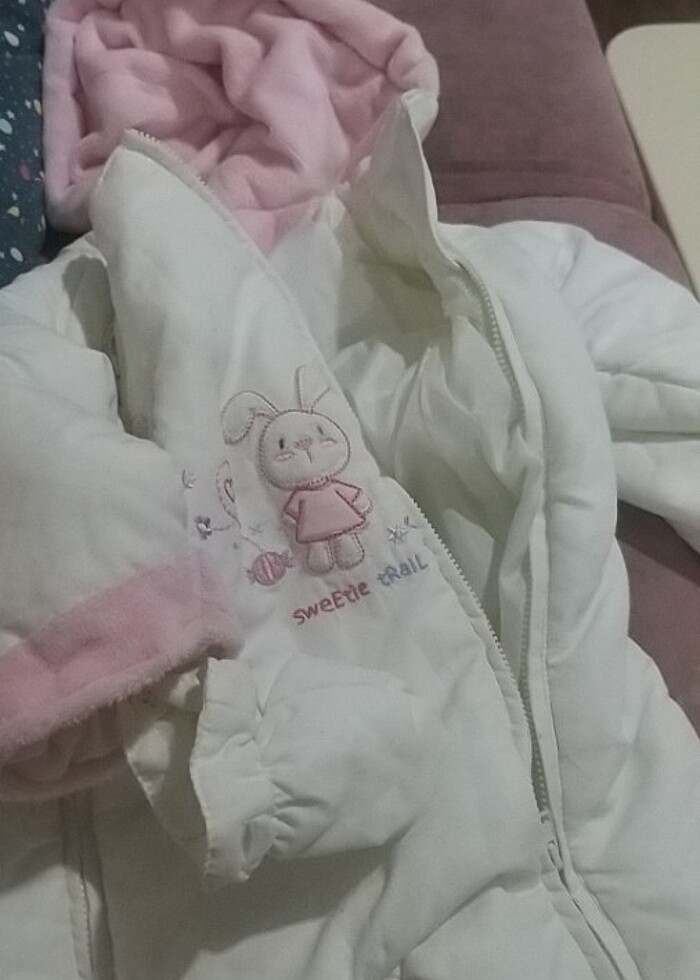 Beyaz cok sevimli tulum - Görsel 3