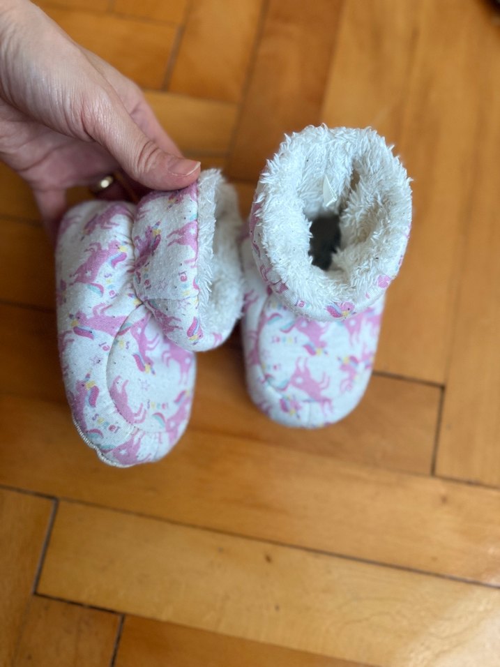 Kız Çocukları İçin Peluş Detaylı Pembe Ev Terliği - Görsel 3