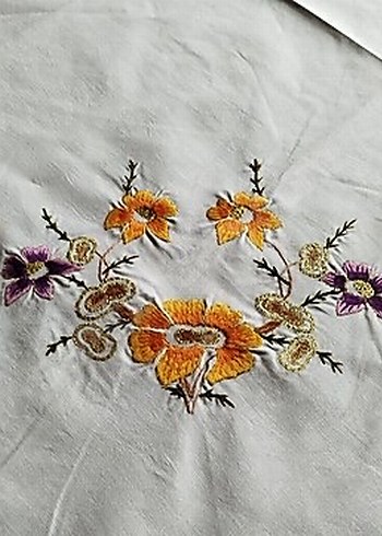 Renkli Nakışlı bohça