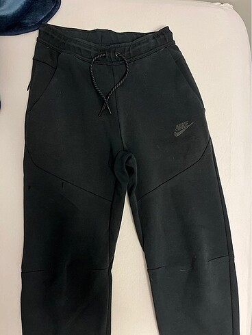 Nike Tech