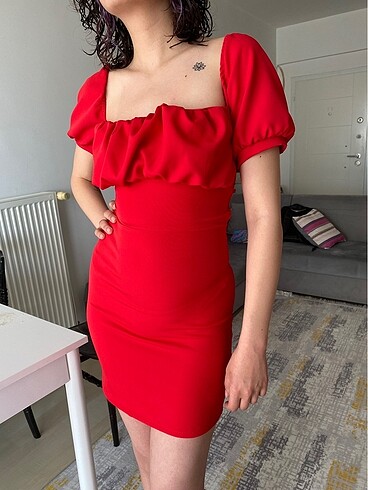 Trendyol & Milla Kırmızı kısa elbise