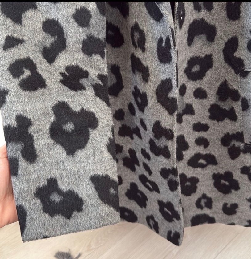 Gri Leopar Desenli Kadın Midi Kaban - Görsel 2