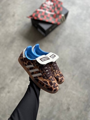ADIDAS X WALES BONNER SAMBA LEOPAR