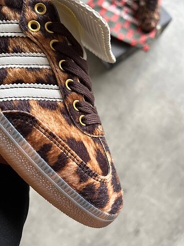 39 Beden ADIDAS X WALES BONNER SAMBA LEOPAR