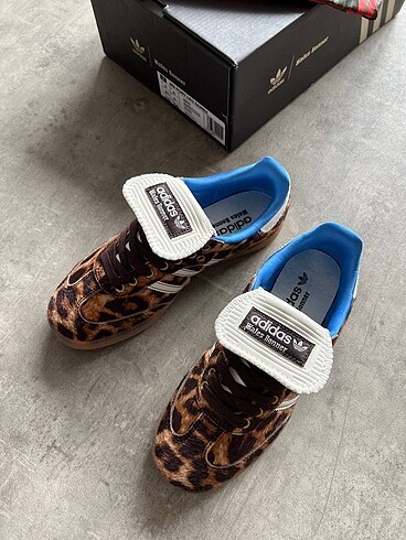 Adidas ADIDAS X WALES BONNER SAMBA LEOPAR