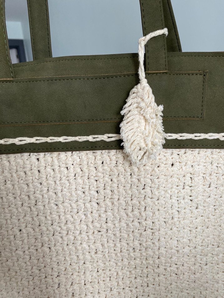 Örgü Detaylı Yeşil Kadın Çanta - Görsel 3